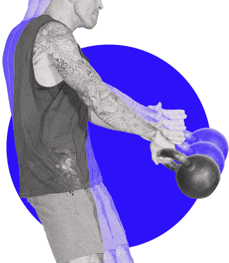 BANG member training with kettlebells